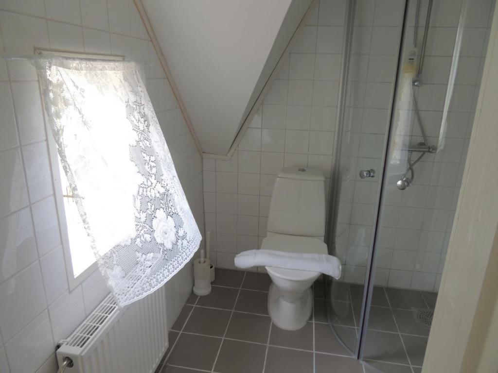 Ardrebo B&B Ljugarn Номер фото